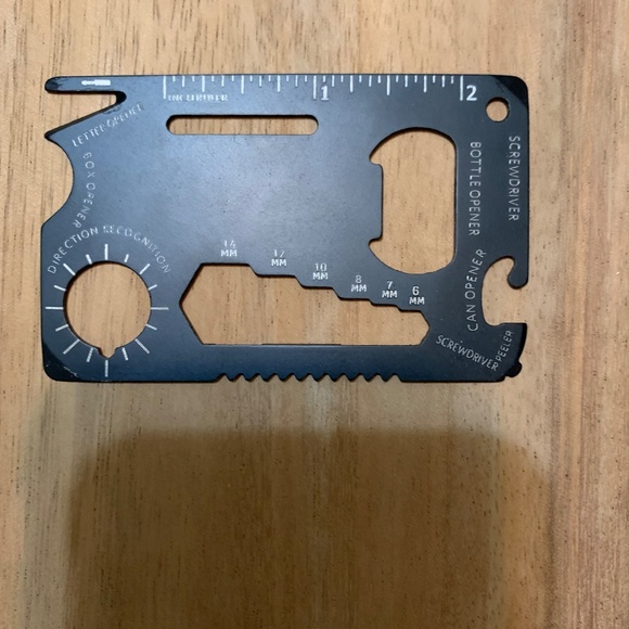 NWOT Credit Card Multi Tool - Picture 3 of 9